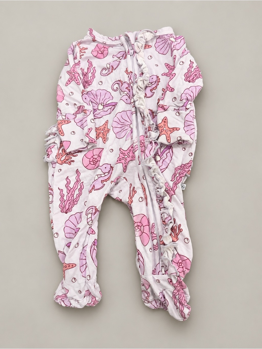 Caden Lane Bamboo Ruffle Footie – Newborn